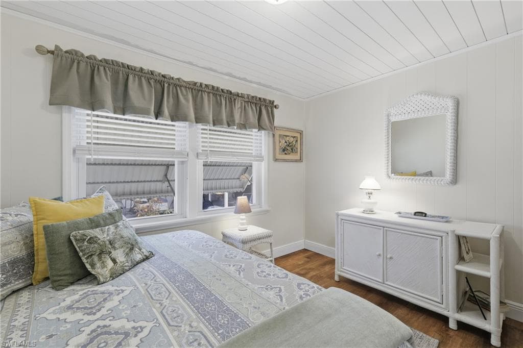 613 Pine Grove CT, NORTH FORT MYERS FL 33917-18