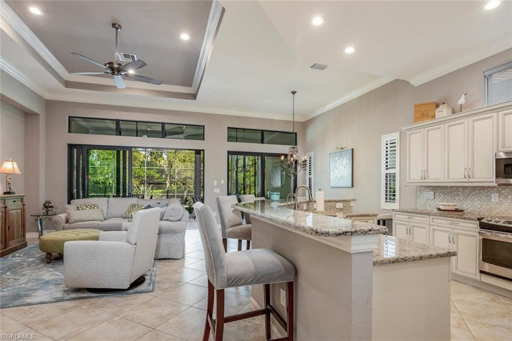 7315 Lantana CIR N, NAPLES FL 34119-1