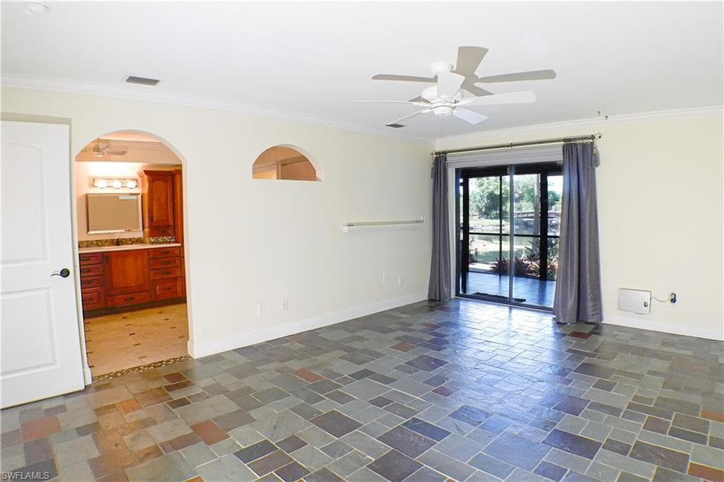 112 pinebrook DR, FORT MYERS FL 33907-8