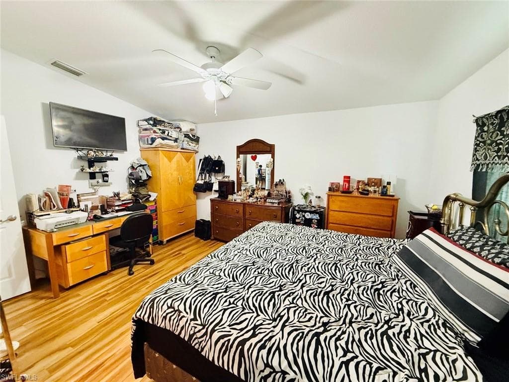 26130 Colony RD, BONITA SPRINGS FL 34135-15