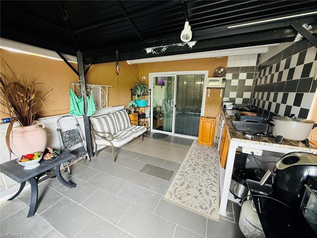 26130 Colony RD, BONITA SPRINGS FL 34135-4