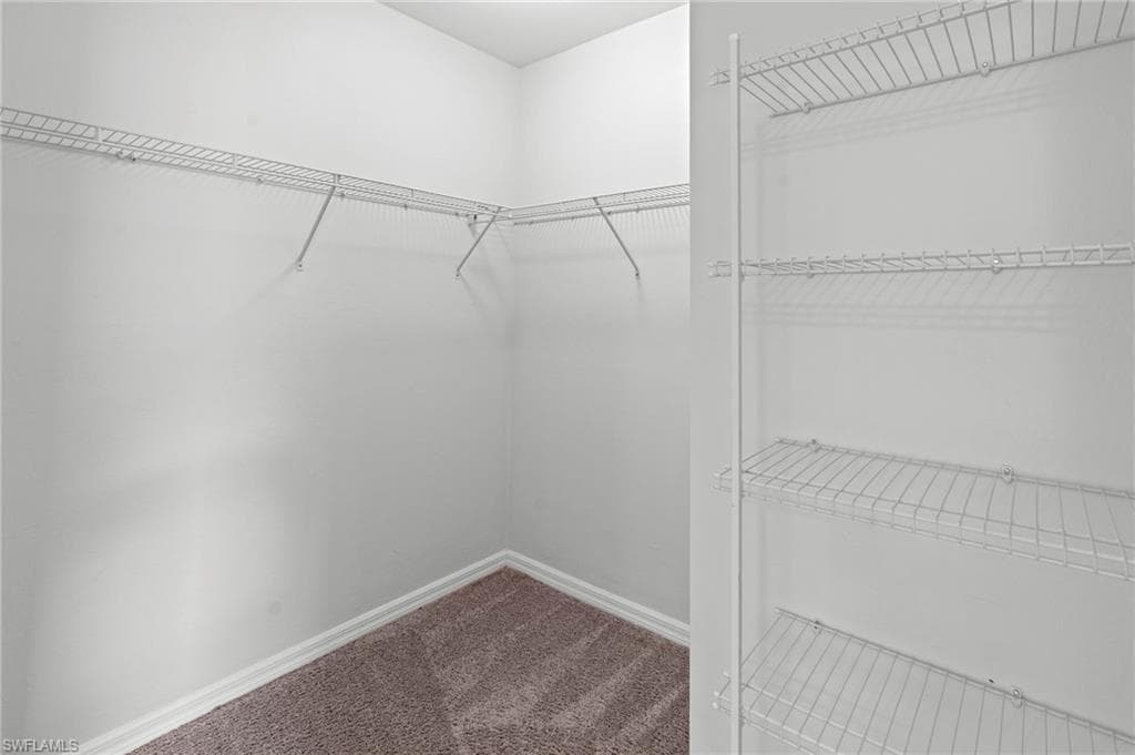 2709 Loreto CT, CAPE CORAL FL 33909-16