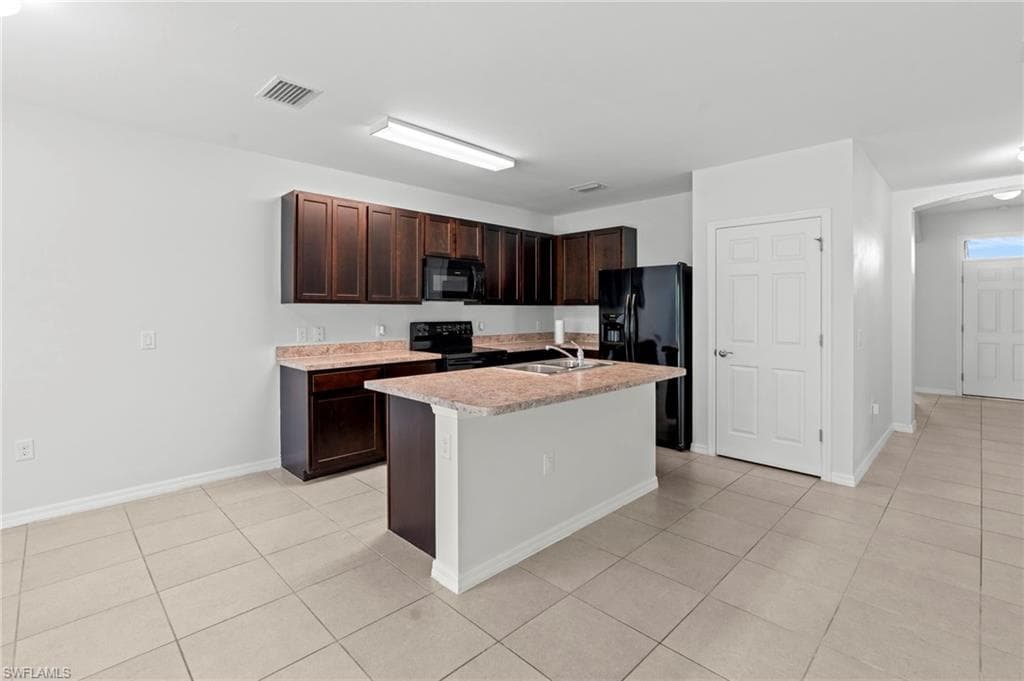 2709 Loreto CT, CAPE CORAL FL 33909-6