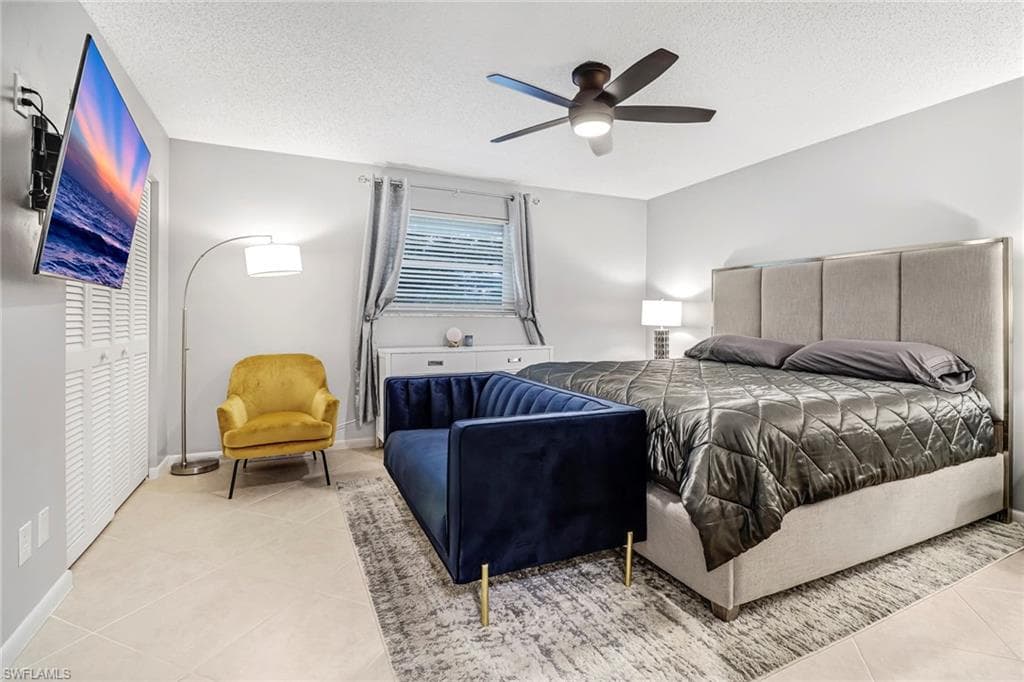 185 Cypress WAY E A106-13