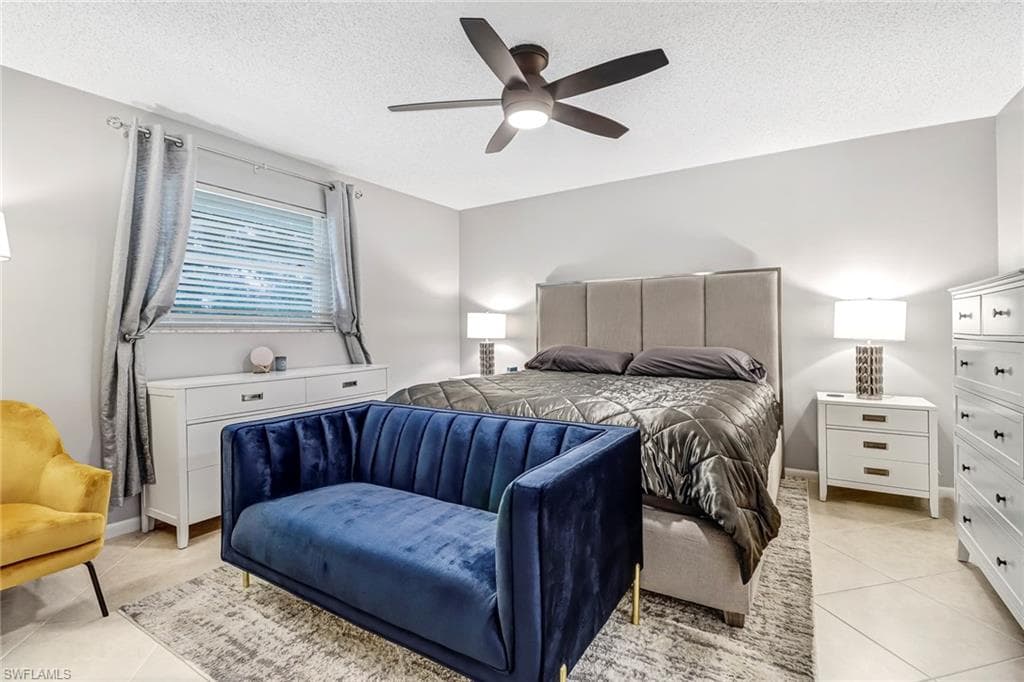 185 Cypress WAY E A106-14