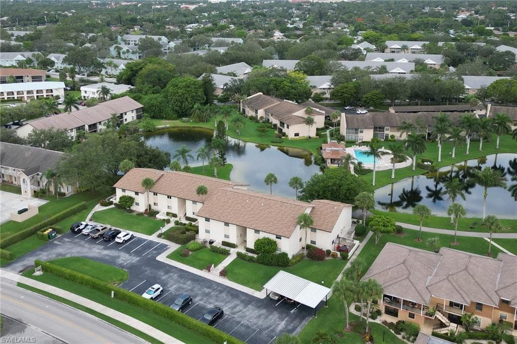 185 Cypress WAY E A106-34