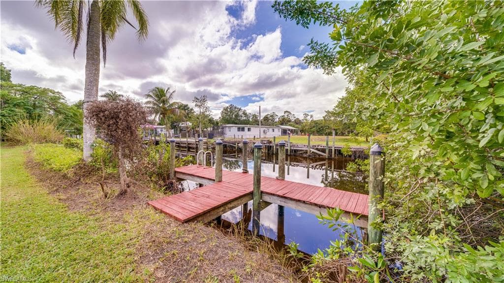 2253 Queen Anne DR, FORT MYERS FL 33905-4
