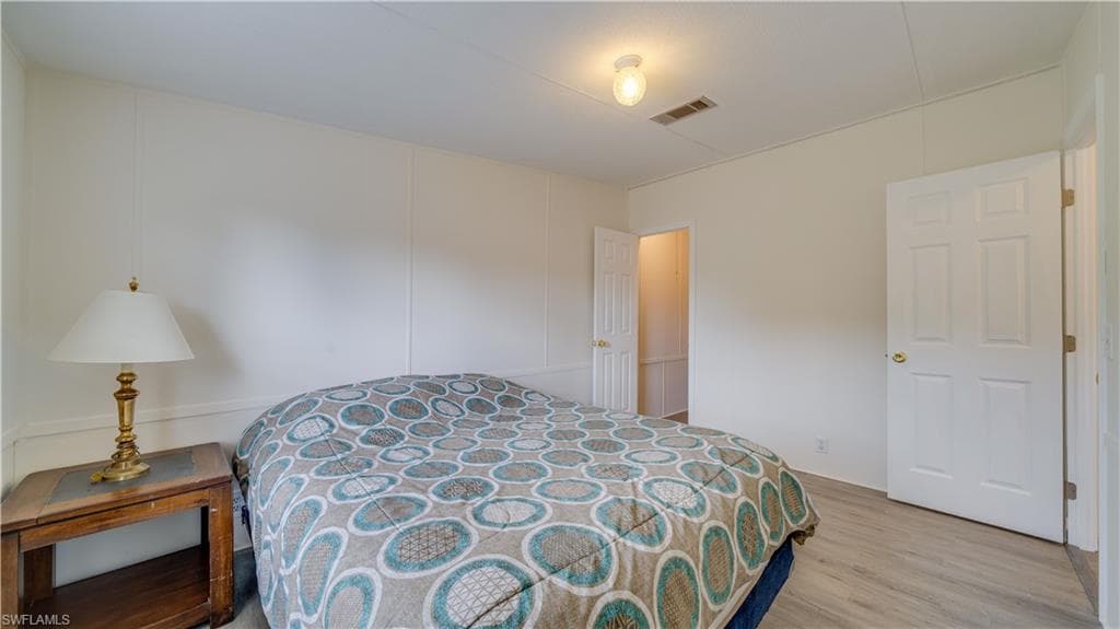 2253 Queen Anne DR, FORT MYERS FL 33905-19