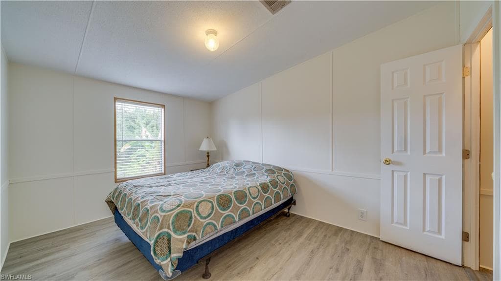 2253 Queen Anne DR, FORT MYERS FL 33905-18
