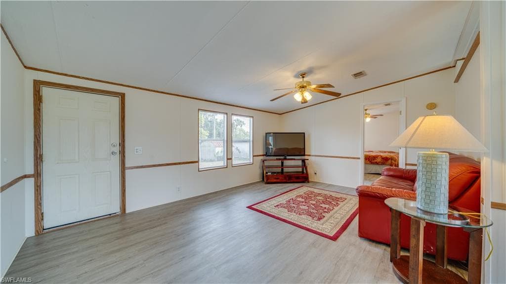 2253 Queen Anne DR, FORT MYERS FL 33905-3