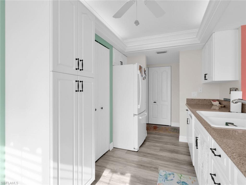 4431 Bay Beach LN # 554, FORT MYERS BEACH FL 33931-8