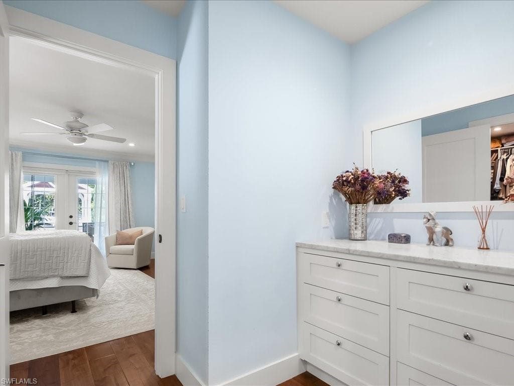 624 Ridge DR-26