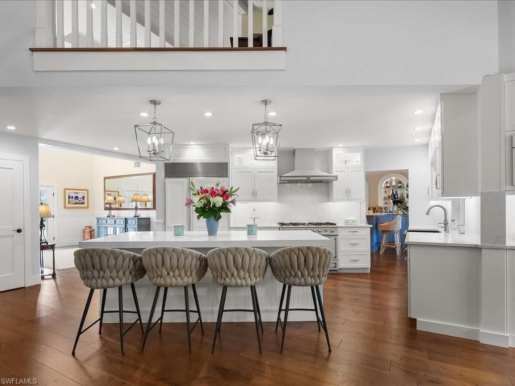 624 Ridge DR-15