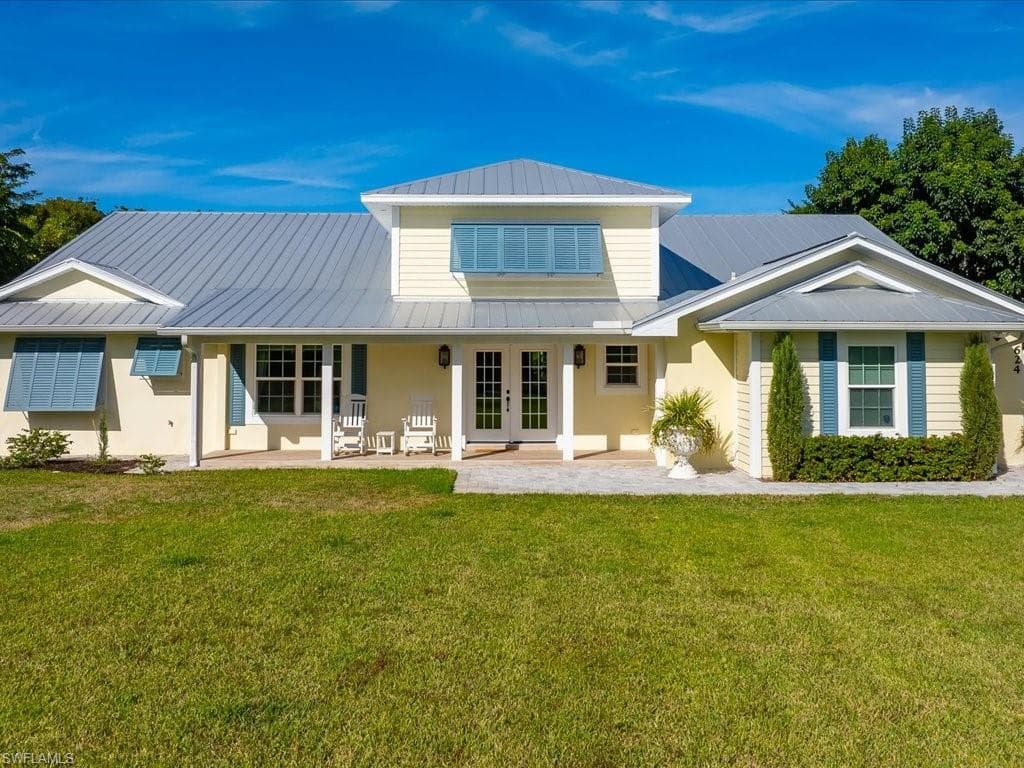 624 Ridge DR-48