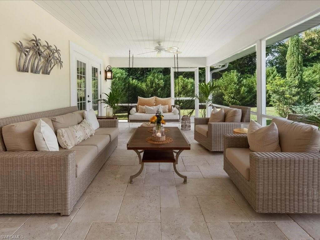 624 Ridge DR-38
