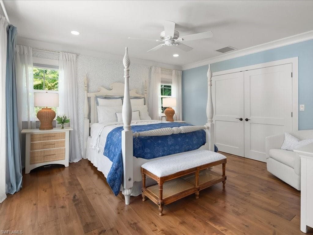 624 Ridge DR-28