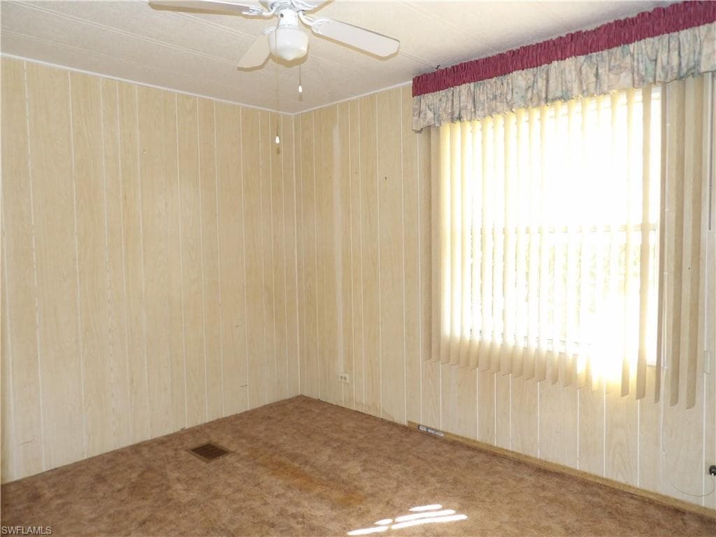 250 Shrub LN N, NORTH FORT MYERS FL 33917-11