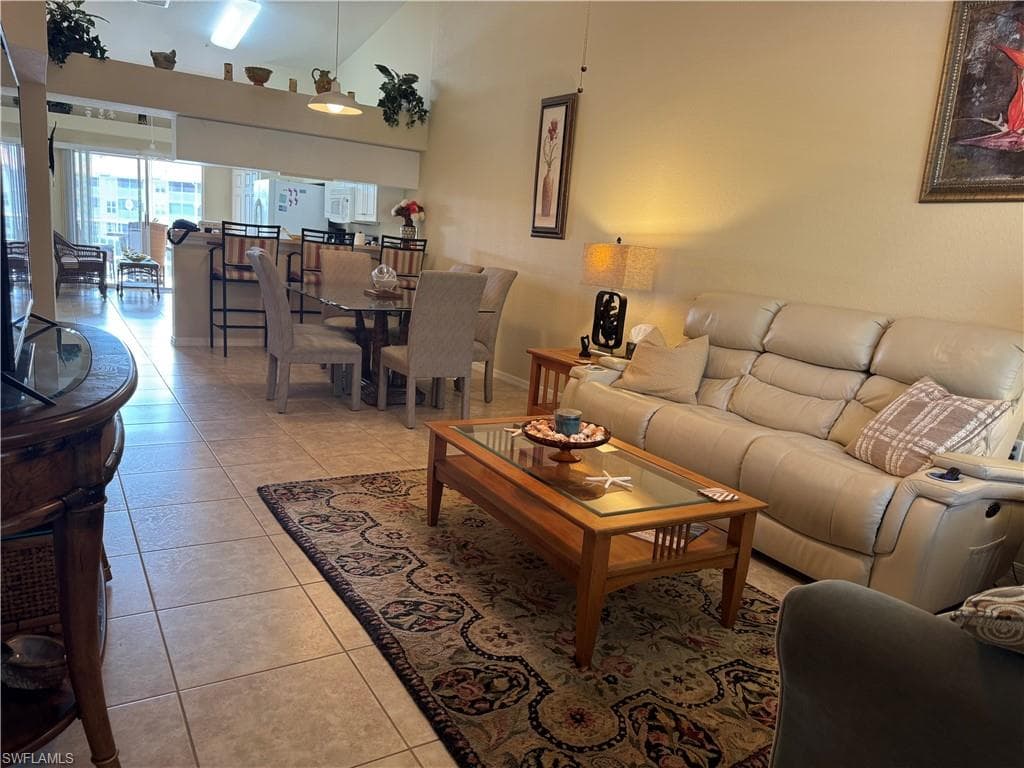 26660 Rosewood Pointe DR # 203, BONITA SPRINGS FL 34135-2