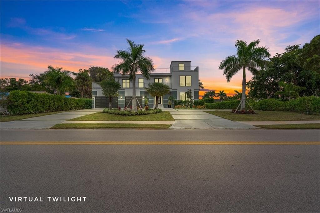 3800 Crayton RD, NAPLES FL 34103-46