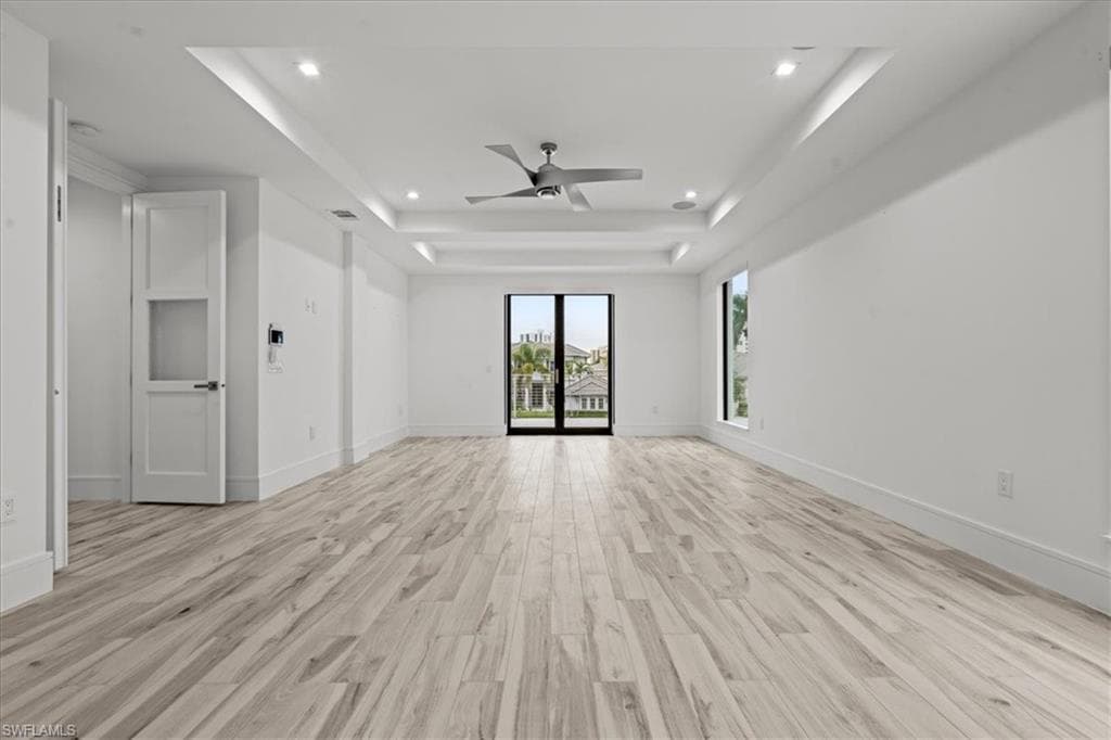 3800 Crayton RD, NAPLES FL 34103-32