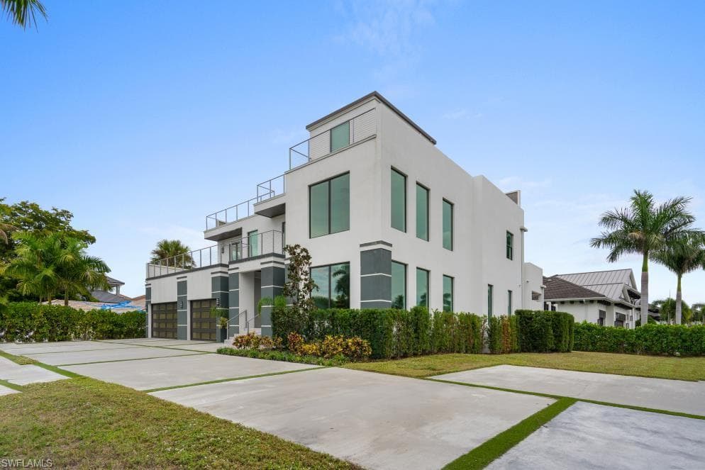 3800 Crayton RD-3