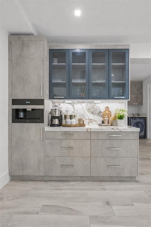 3800 Crayton RD, NAPLES FL 34103-7