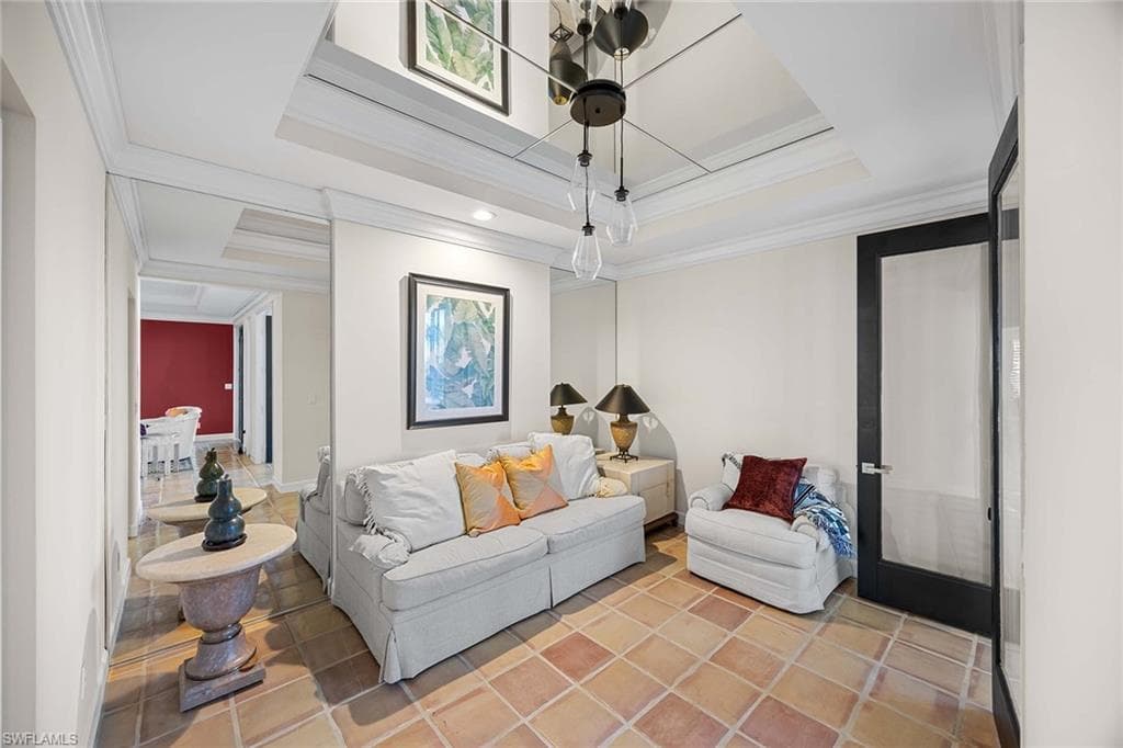 828 Hideaway CIR E 4-434-22