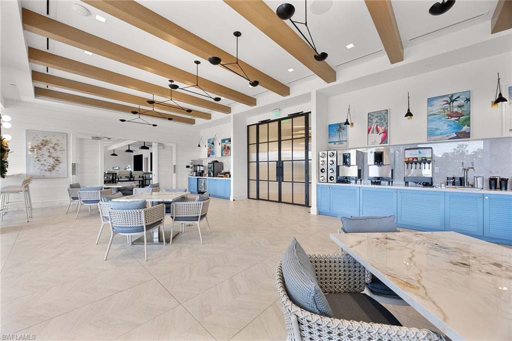 828 Hideaway CIR E 4-434-30