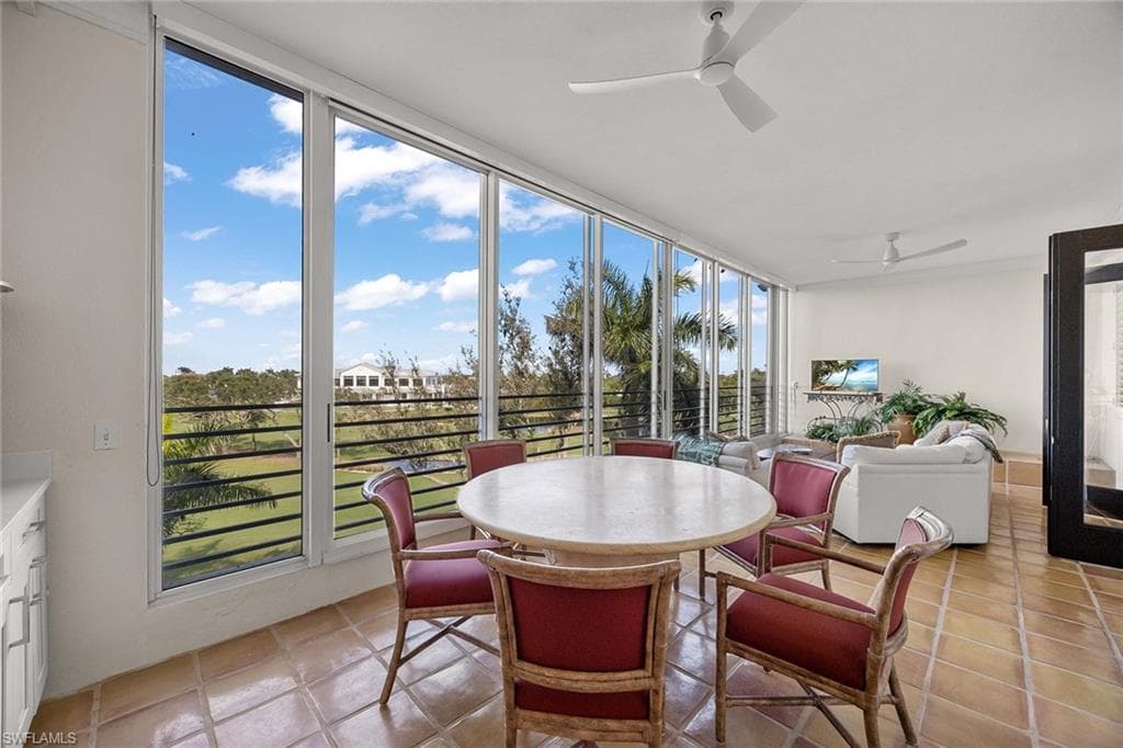 828 Hideaway CIR E 4-434-24