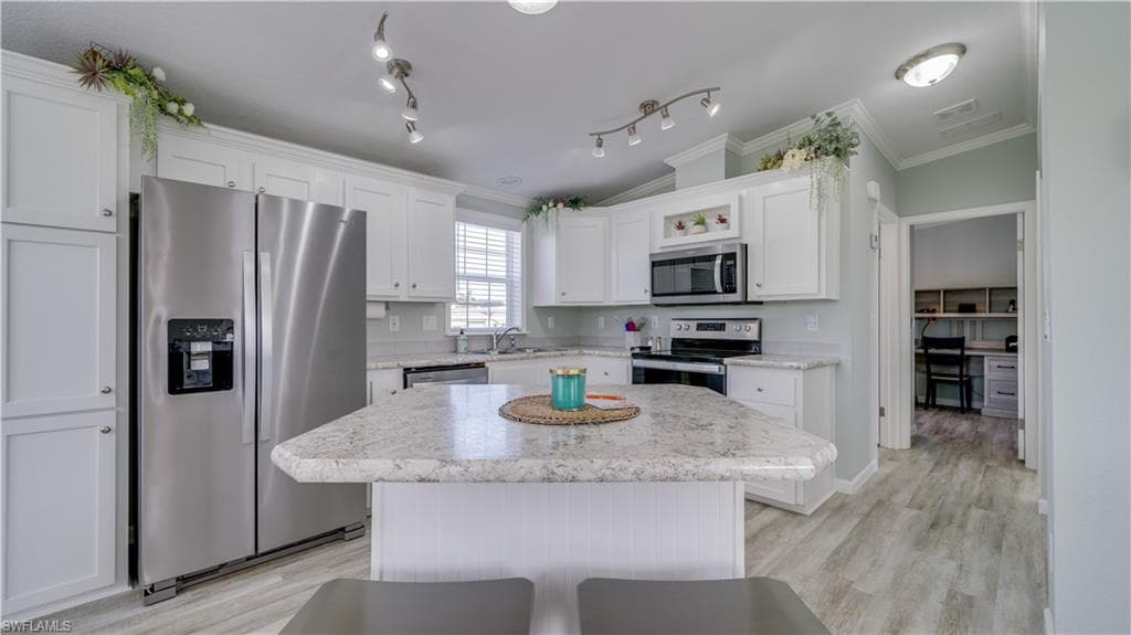 5321 White Sky CIR, FORT MYERS FL 33908-11