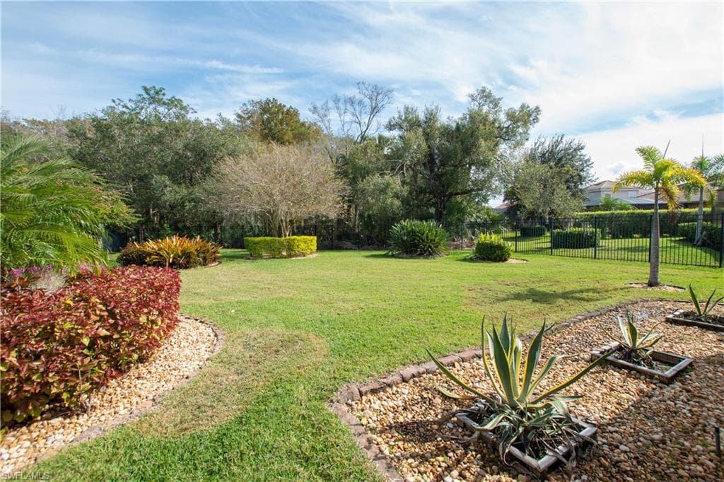 3296 Hampton BLVD, ALVA FL 33920-31