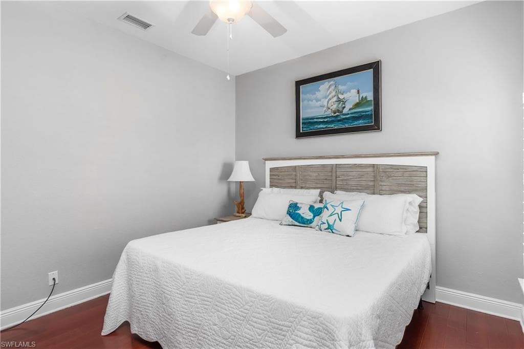 3296 Hampton BLVD, ALVA FL 33920-23