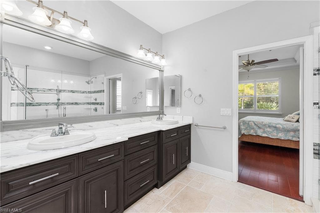 3296 Hampton BLVD, ALVA FL 33920-18