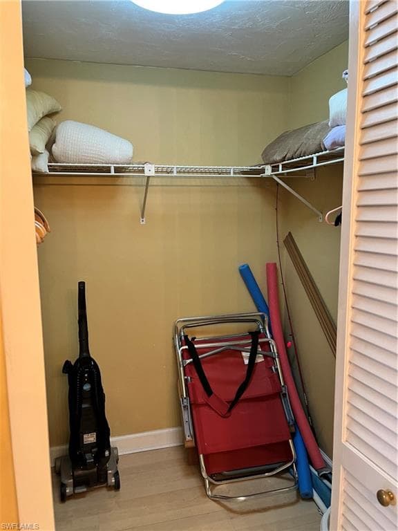 807 River Point DR # 304D, NAPLES FL 34102-13