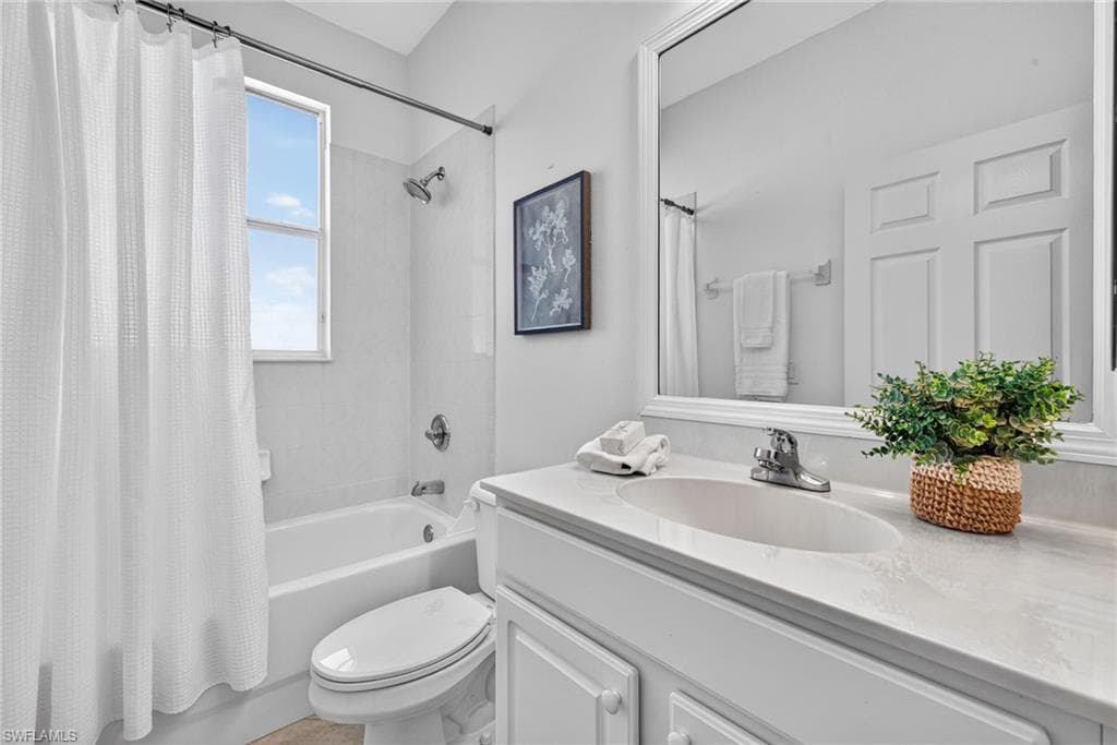 14088 Mirror CT, NAPLES FL 34114-22