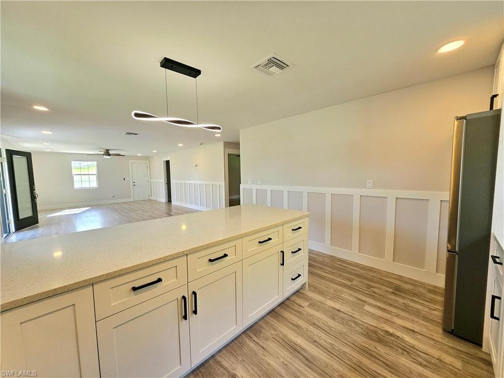 137 Dow LN, NORTH FORT MYERS FL 33917-11