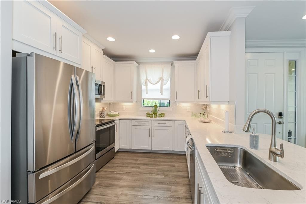 9636 Montelanico LOOP # 101, NAPLES FL 34119-4