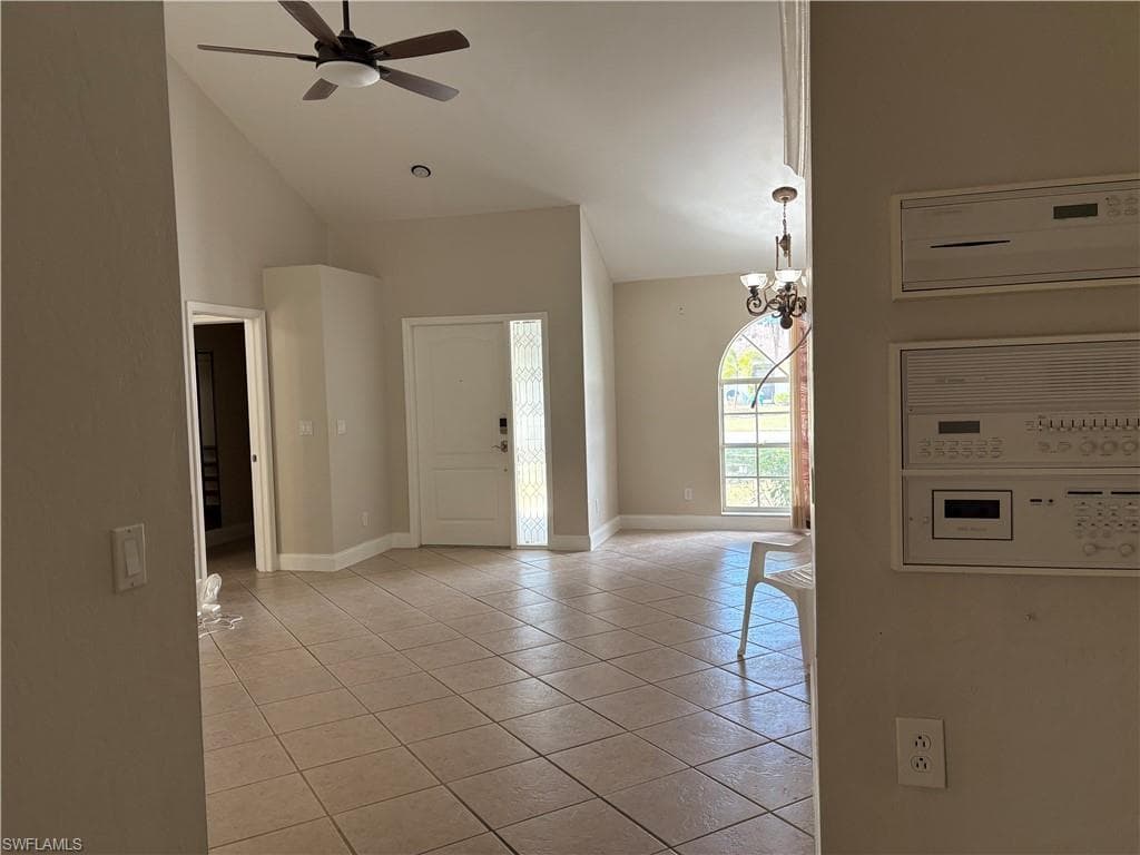 804 Bluebird ST, NAPLES FL 34104-18