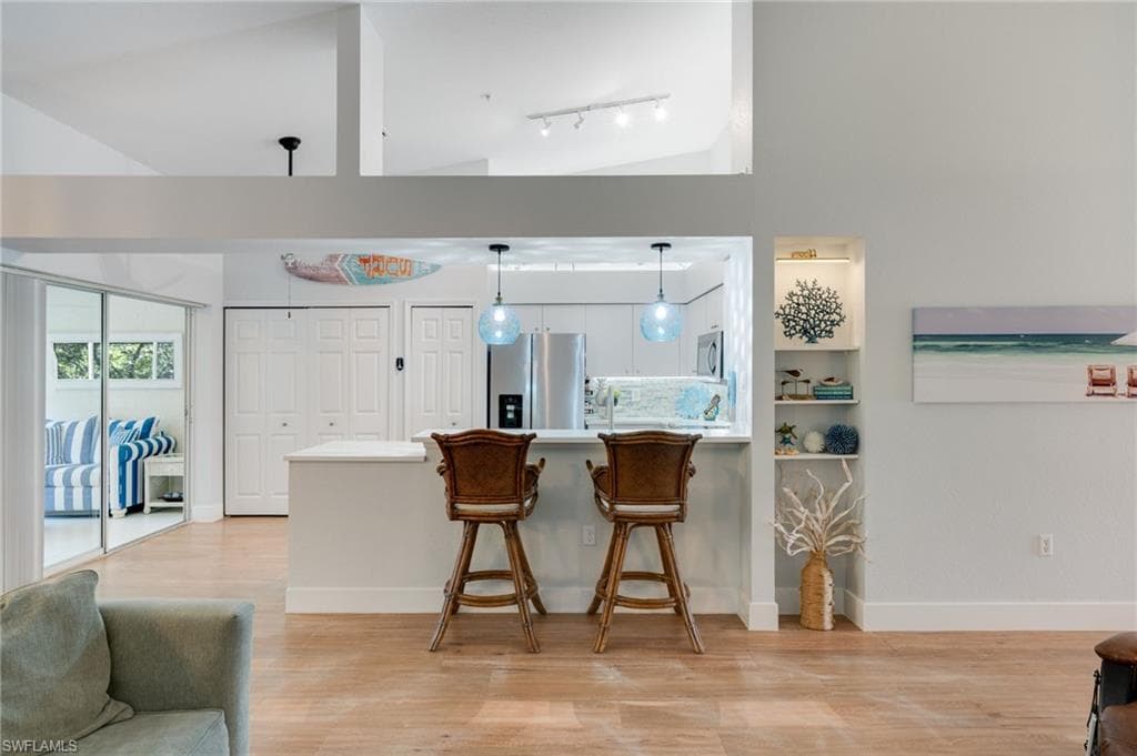 28740 Diamond DR # 203, BONITA SPRINGS FL 34134-5