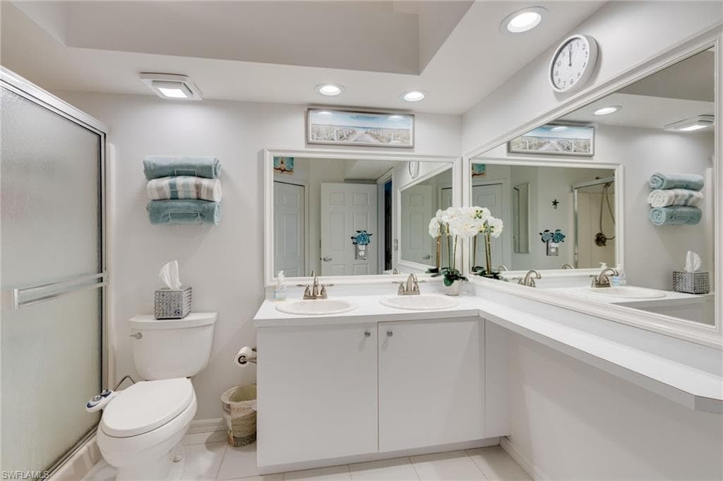 28740 Diamond DR # 203, BONITA SPRINGS FL 34134-12