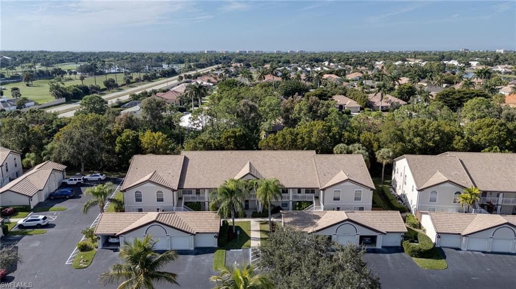 28740 Diamond DR # 203, BONITA SPRINGS FL 34134-2