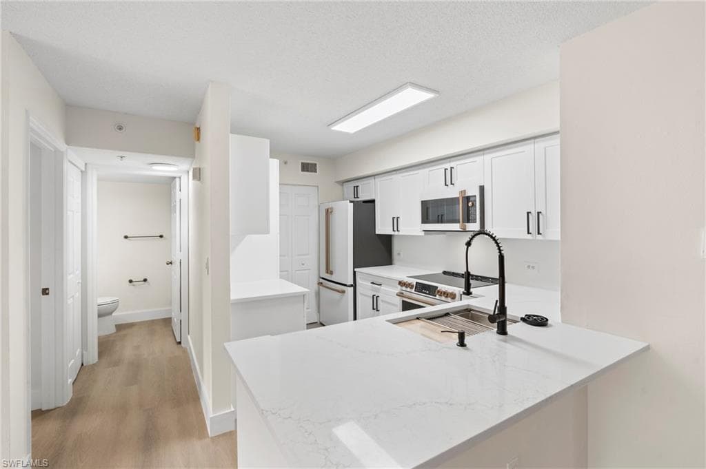 8950 Colonnades CT E # 815, BONITA SPRINGS FL 34135-12