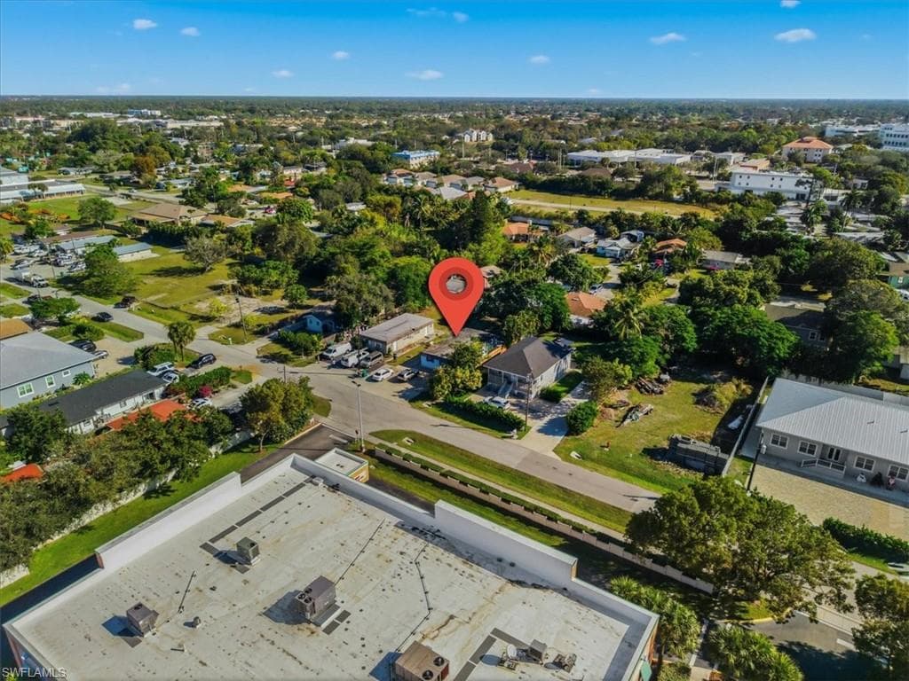 2495 Bayside ST, NAPLES FL 34112-6