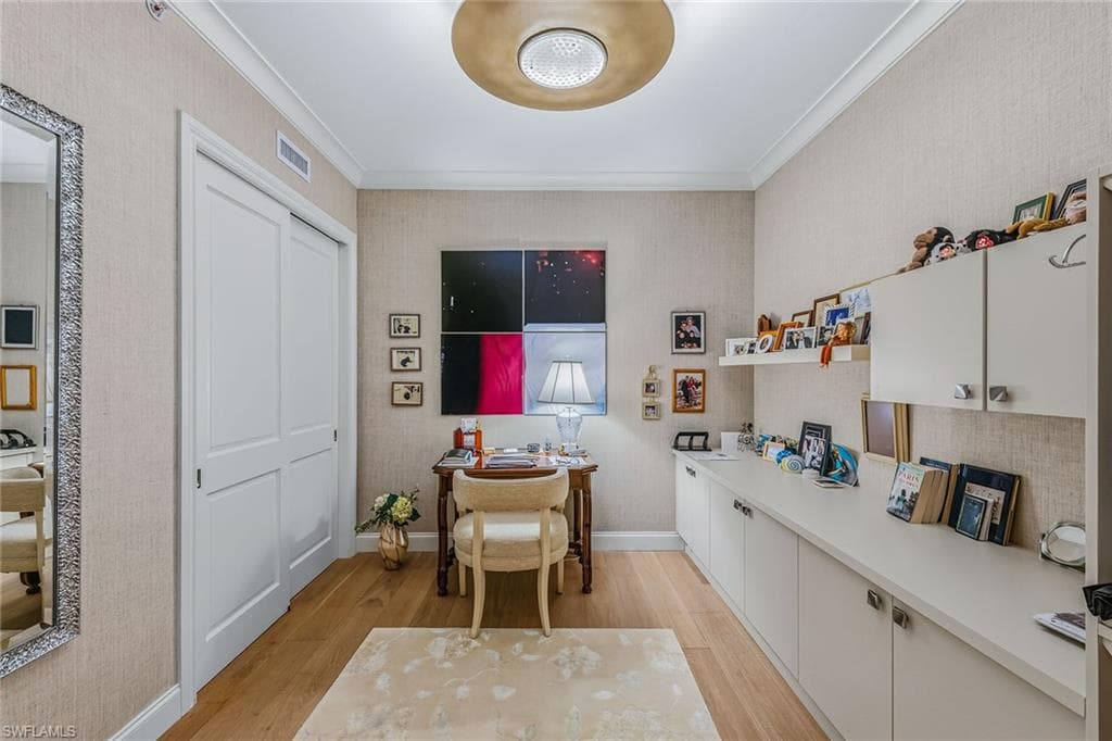 13675 Vanderbilt DR 707-12