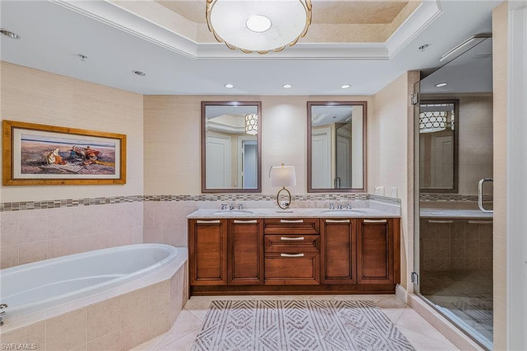 13675 Vanderbilt DR 707-11