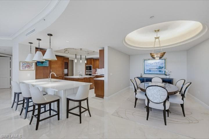 13675 Vanderbilt DR 707-8