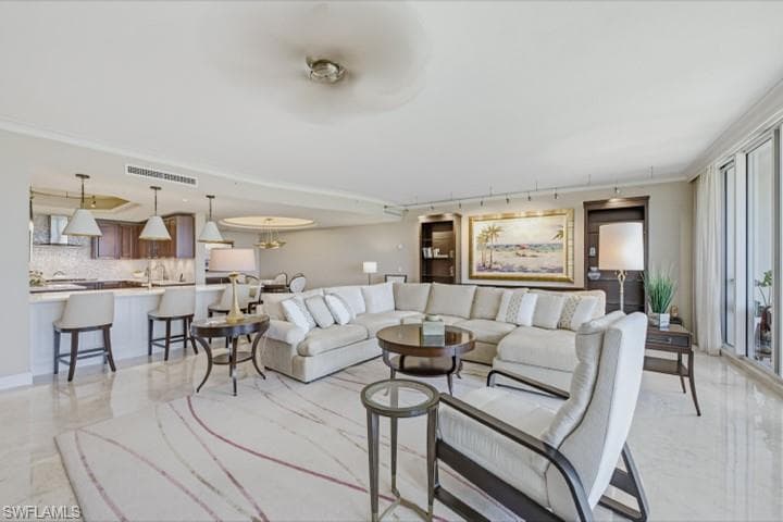 13675 Vanderbilt DR 707-3