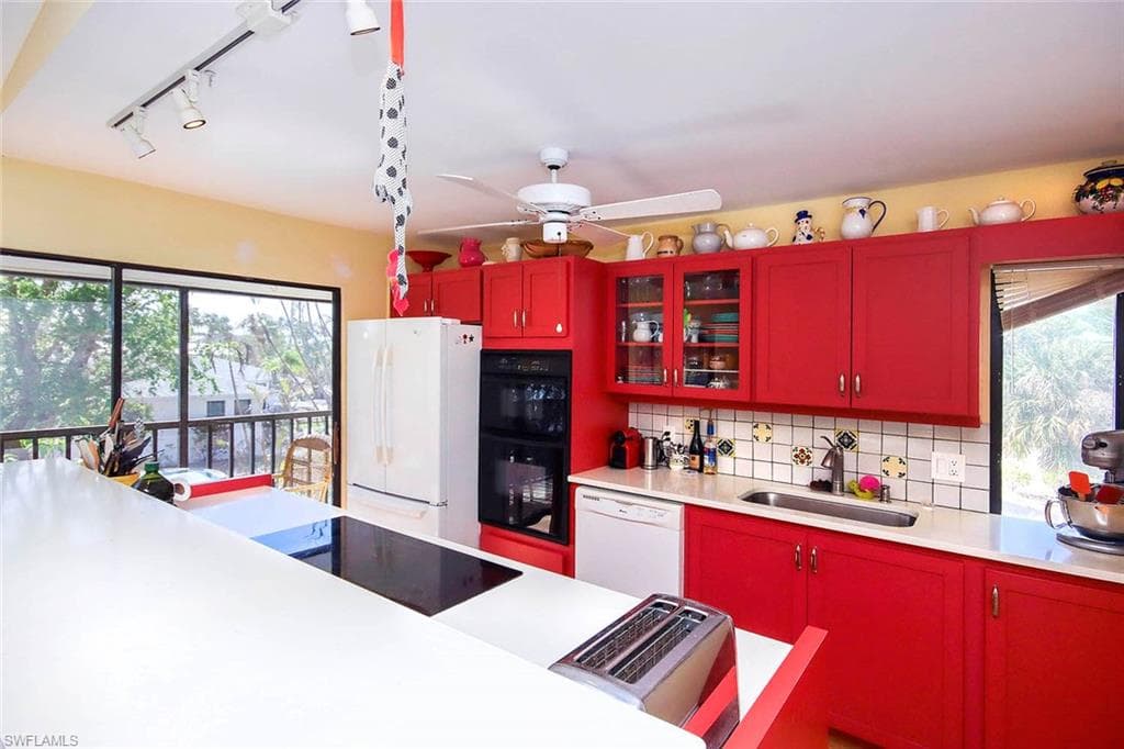662 Donax ST, SANIBEL FL 33957-4