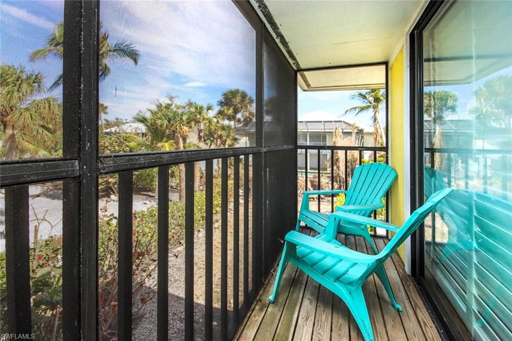 662 Donax ST, SANIBEL FL 33957-19