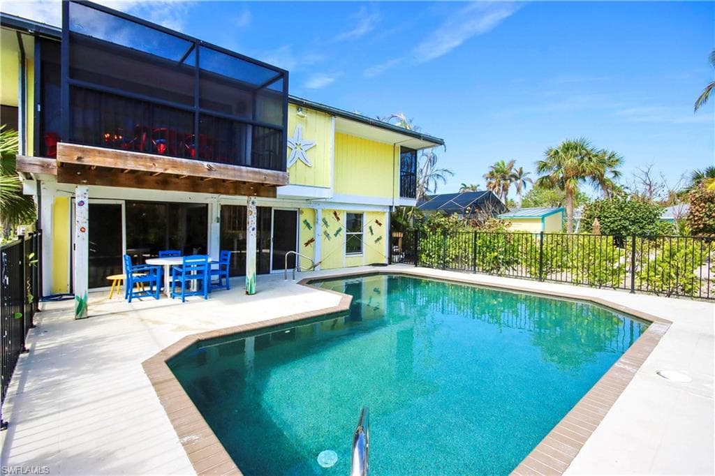 662 Donax ST, SANIBEL FL 33957-24